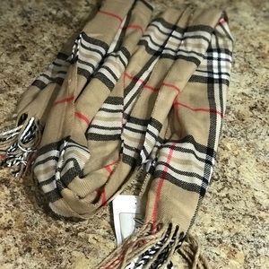 Multi patterned scarf